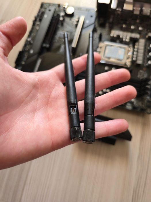 Процесор Intel Core i5-12600KF с  платка MSI MAG B660 TOMAHAWK DDR4