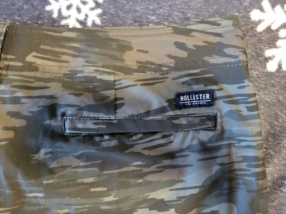 Pantaloni scurti Hollister 34