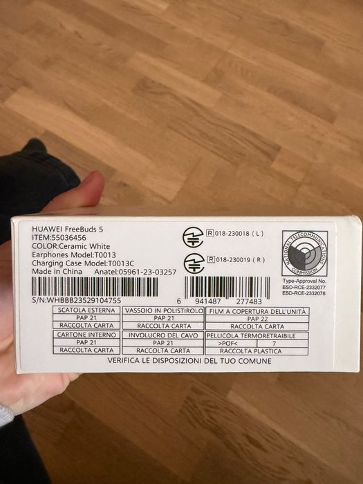 Huawei FreeBuds 5- NOI, sigilate!