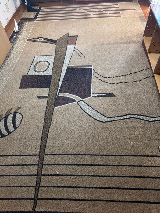 Продаем ковер.