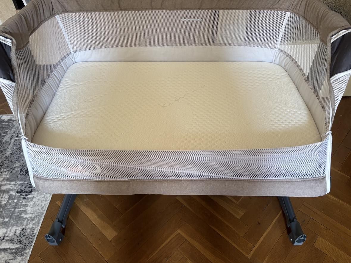 Продавам мини кошара Cangaroo+кошче Always together и матрак