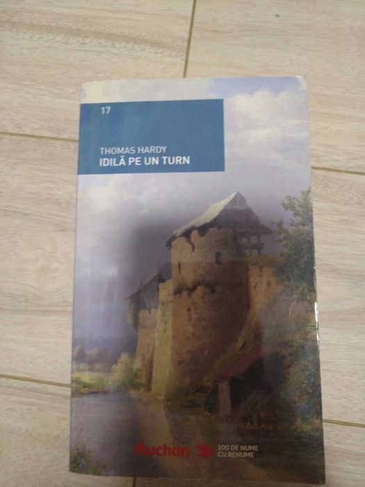 De vanzare 3 carti scrise de Flaubert, Hardy si Jerome K. Jerome