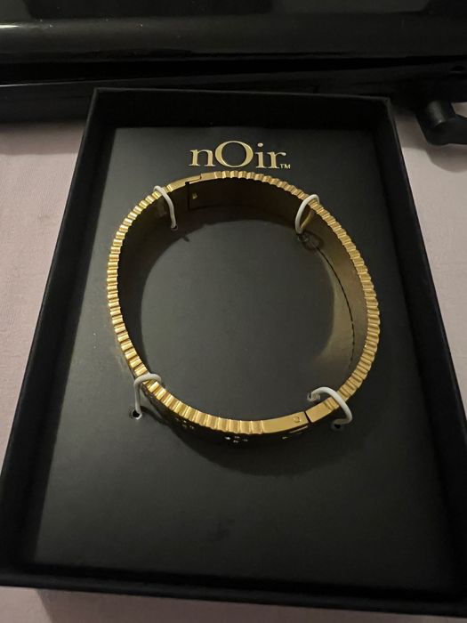 Позлатена гривна