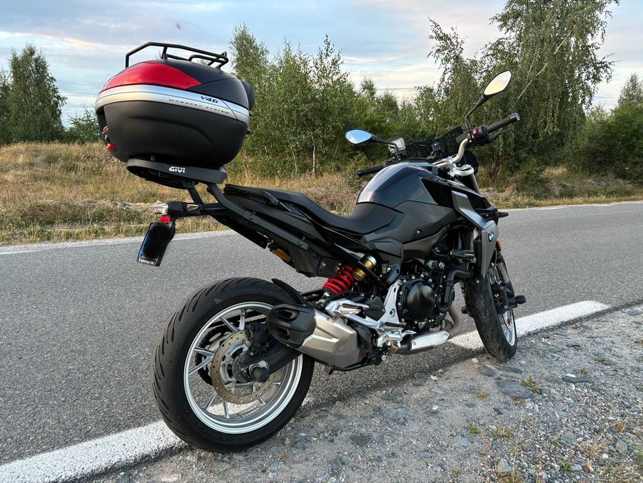 Motocicleta BMW F 900 R