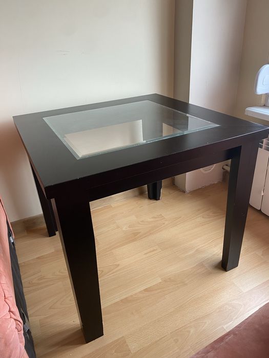 Малка холна маса