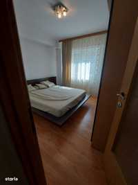 Vanzare apartament 3 camere, zona centrala - Targoviste