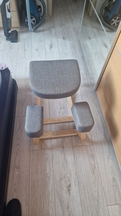 Scaun ergonomic, tip balansoar