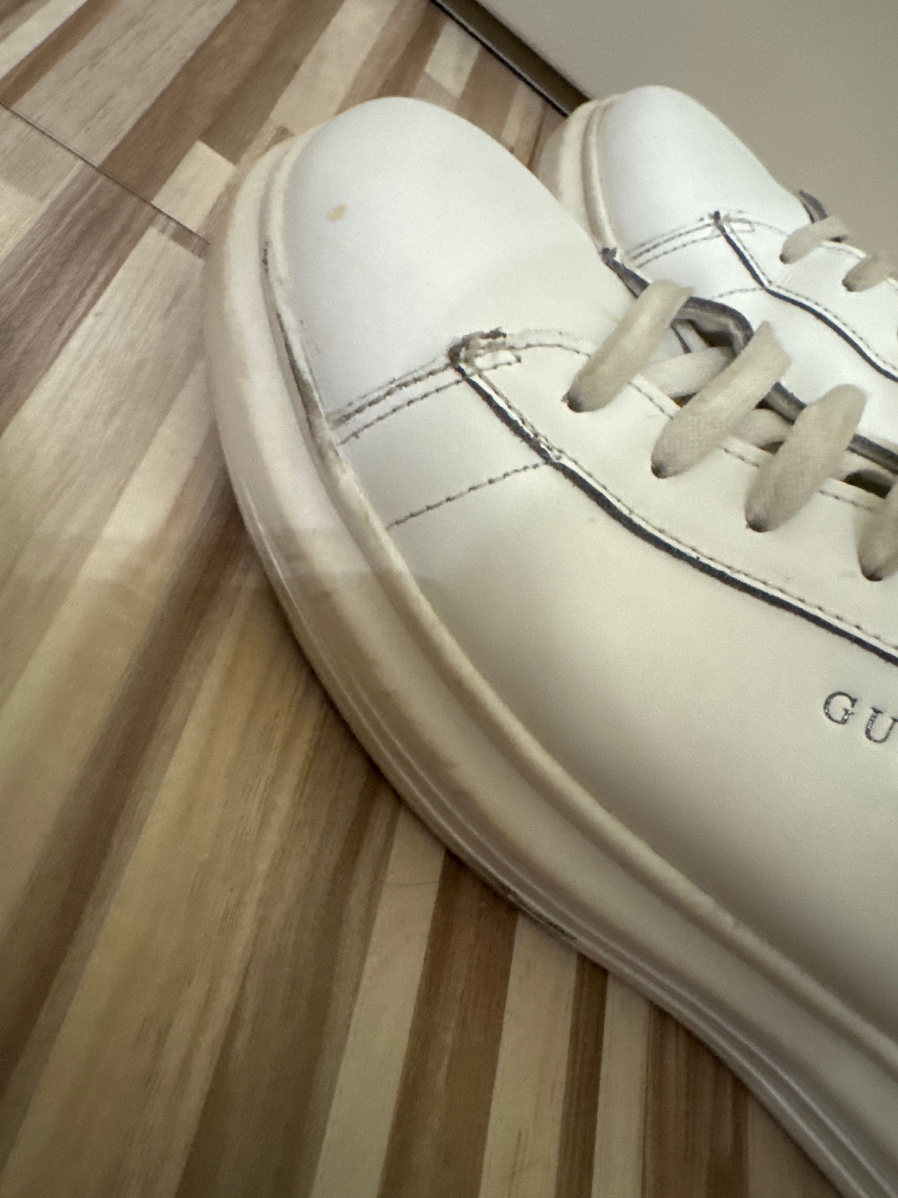 Маратонки Guess Vibo