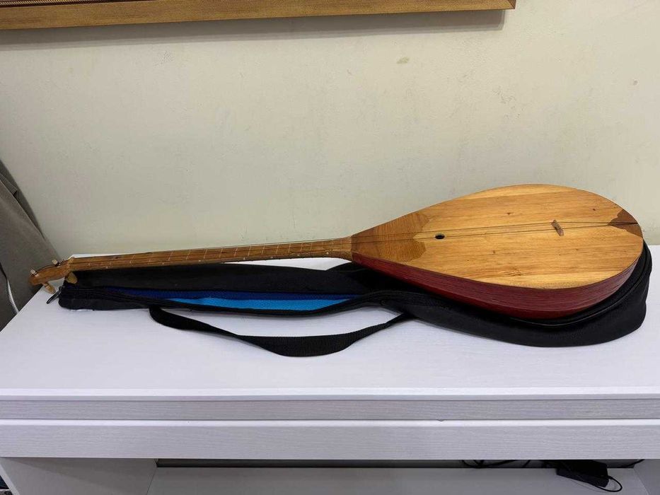 Продам домбру в отличном состоянии