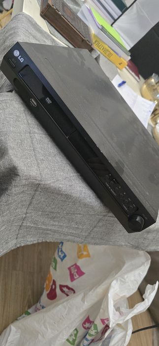 Домашно кино LG HT202SF-CU