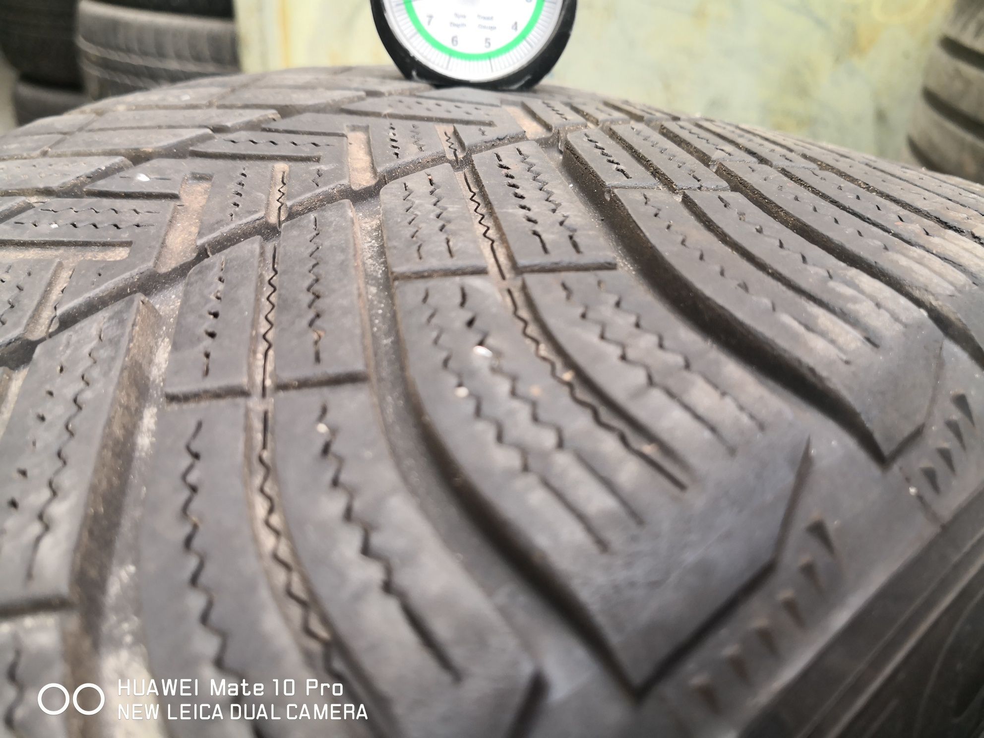 265 40 19 предни 295 35 19 задни гуми спорт пакет Michelin