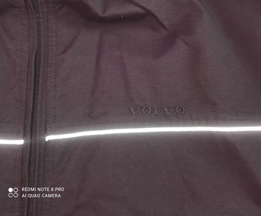 Тънко Черно яке VoLvo XL