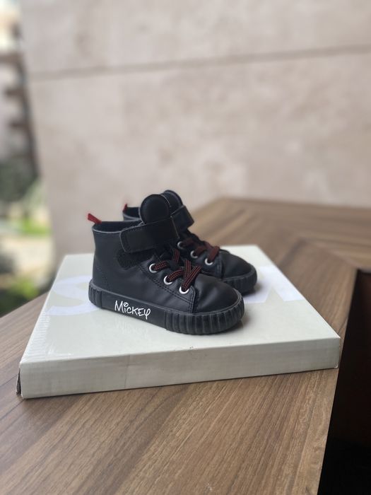 Обувки HM размер 23