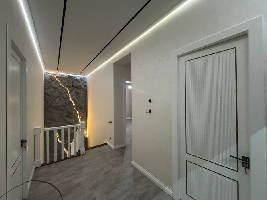 Ор-р: Ул.Зиелилар, Wist school Продается Новый Евро Дом 1,5.соток 220м