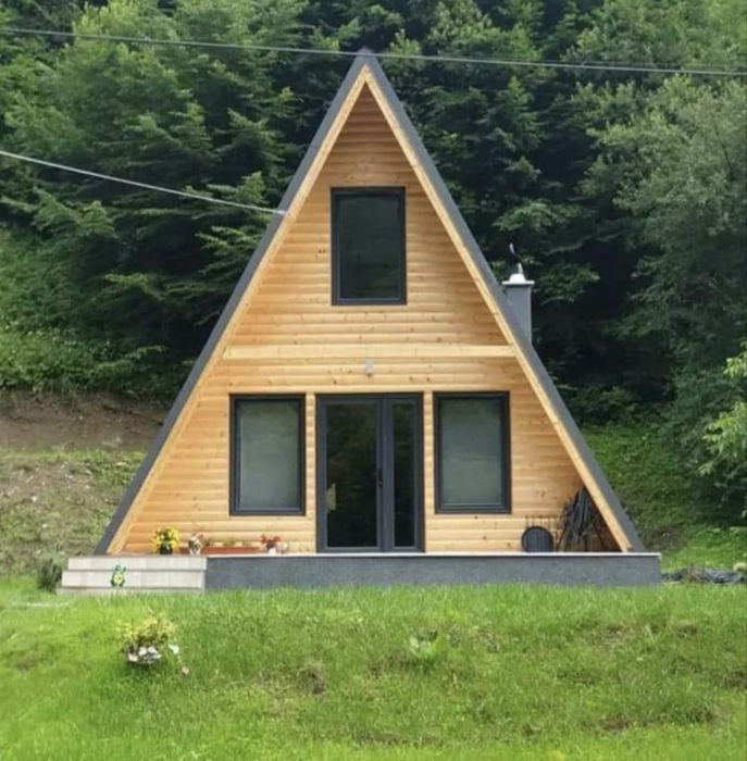 Vând Cabane din lemn