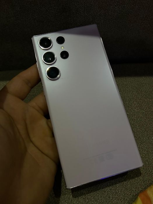 Продам samsung Galaxy s23 ultra 512