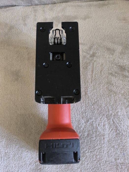Fierăstrău Pendular Hilti SJT 6A22