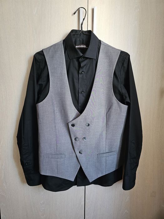Costum ESCUDO bărbați gri cu cămașă neagră