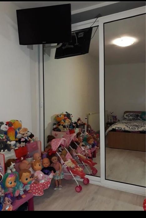 Vând apartament 3 camere