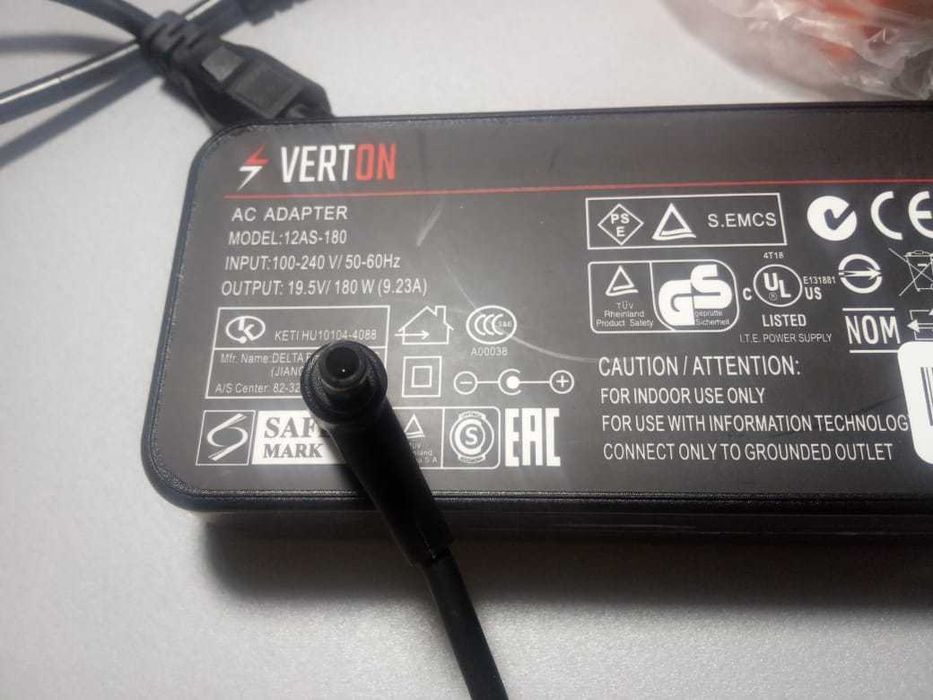Зарядка Asus 19.5v 9.23A разъём с иглой 6,0*3,7 (блок питания)