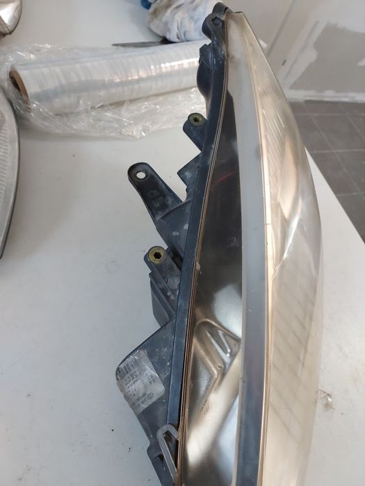 Far stanga Ford S MAX european HELLA