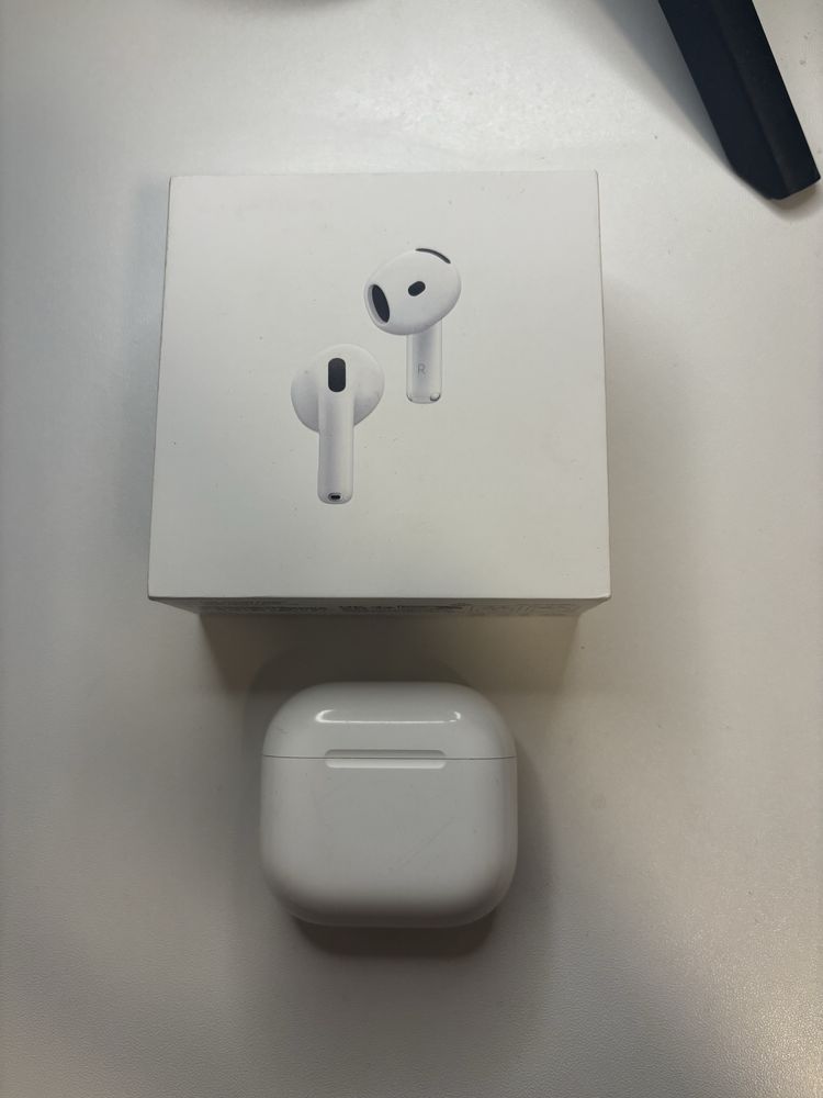 Airpods 4 anc - 1 година гаранция