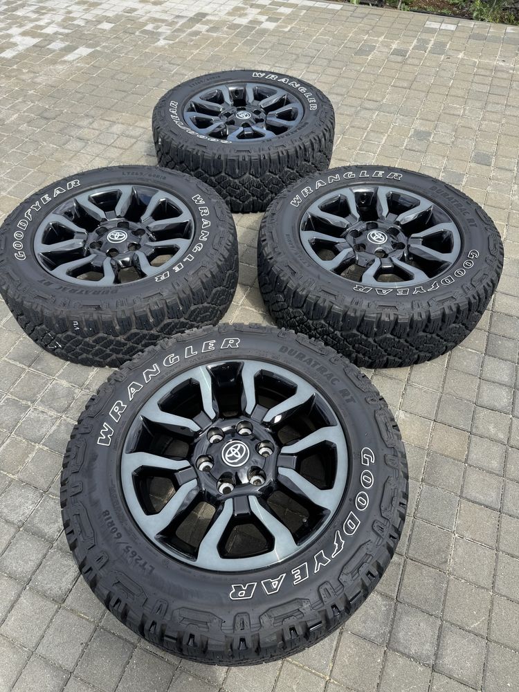 Джанти с гуми за Toyota hilux