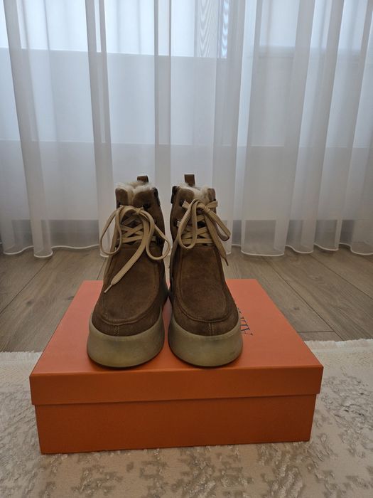 Продаю зимний обувь