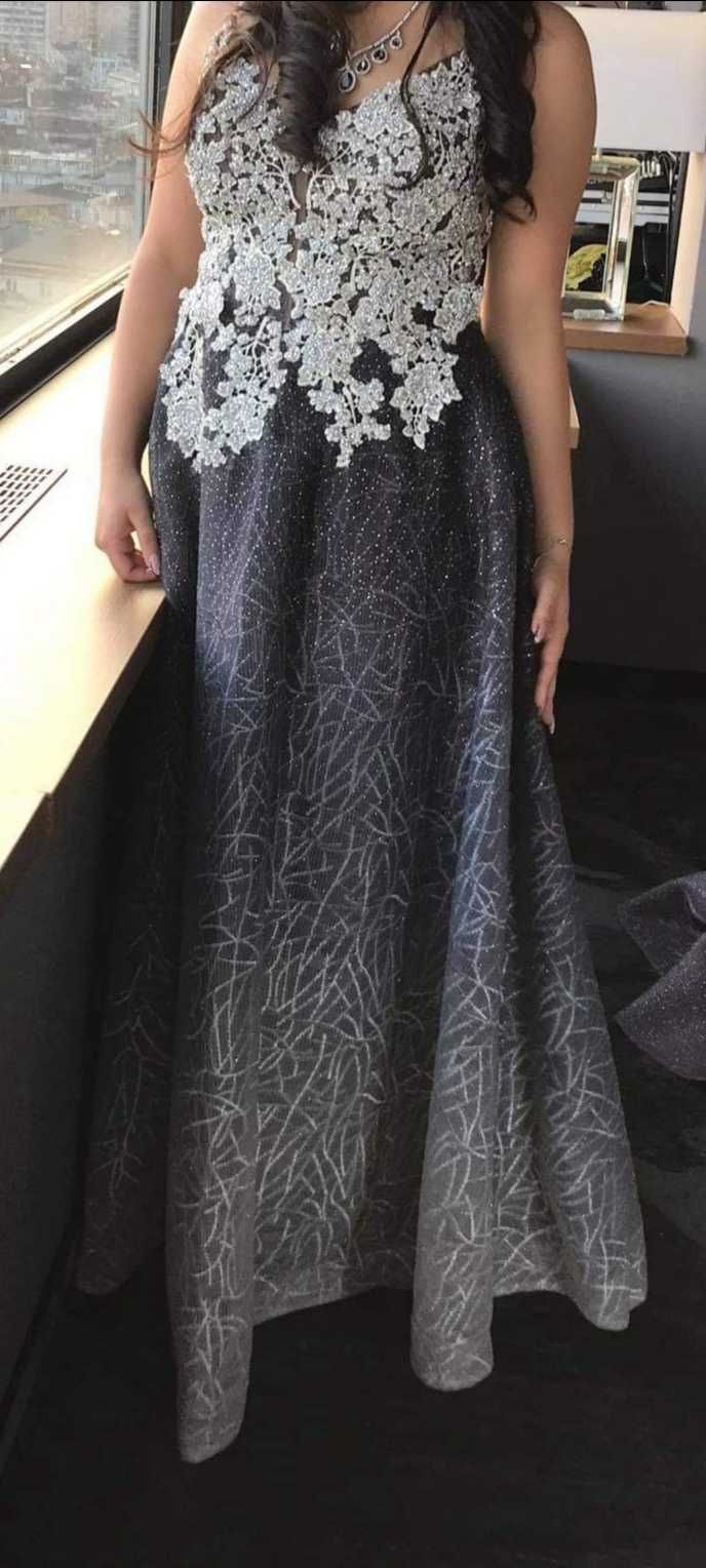 Дизайнерска бална рокля