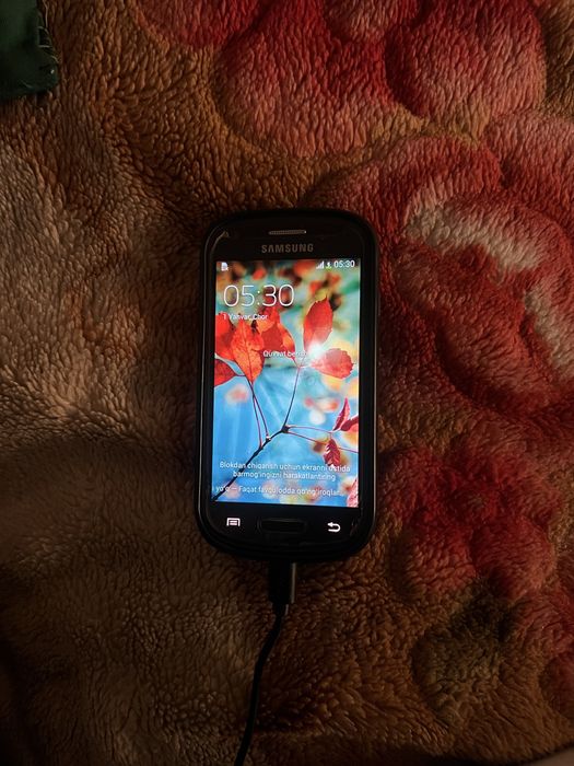 samsung s3 mini sotiladi xotirasi 8 gb