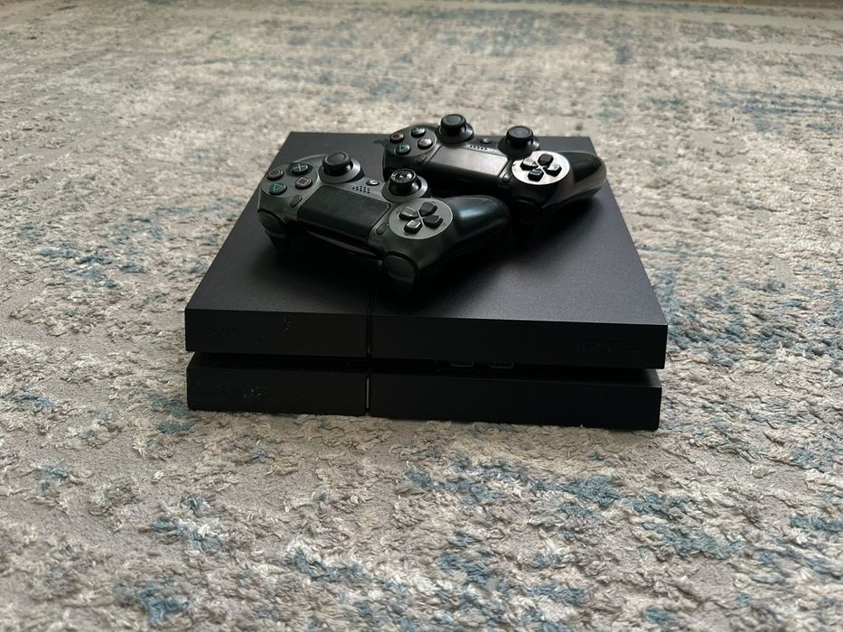 PS4, ПС4 в идеальном состоянии