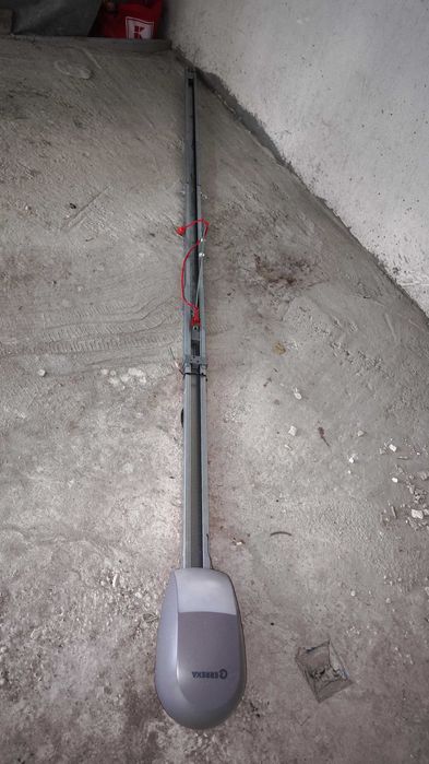 Гараж двигател за врата Erreka NAOS 2