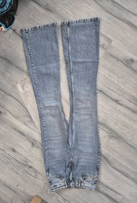 Blugi dama noi evazați xs