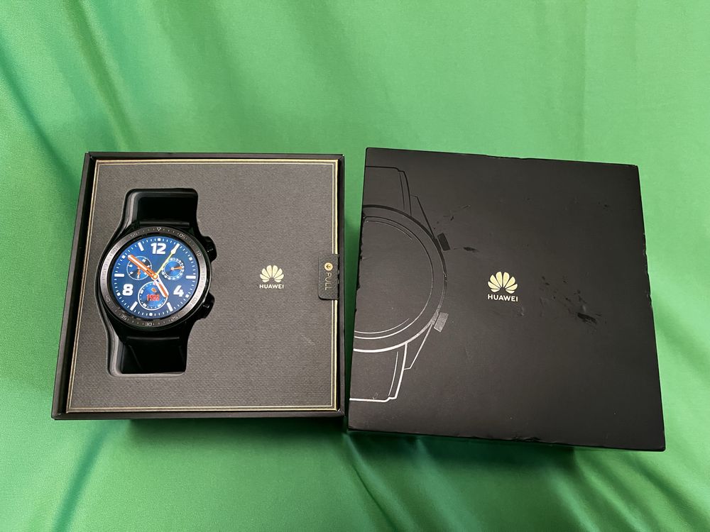 Продам смарт часы HUAWEI WATCH GT/46 mm/