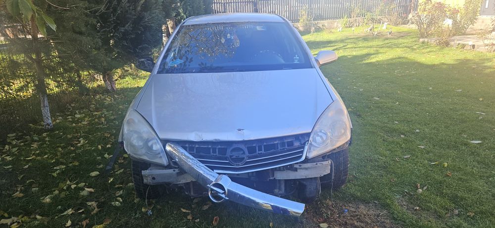 Vand pentru dezmembrat Opel Astra H, Zona Valea Doftanei