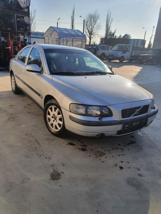 volvo s60 an 2002 Dezmembrez/Dezmembram