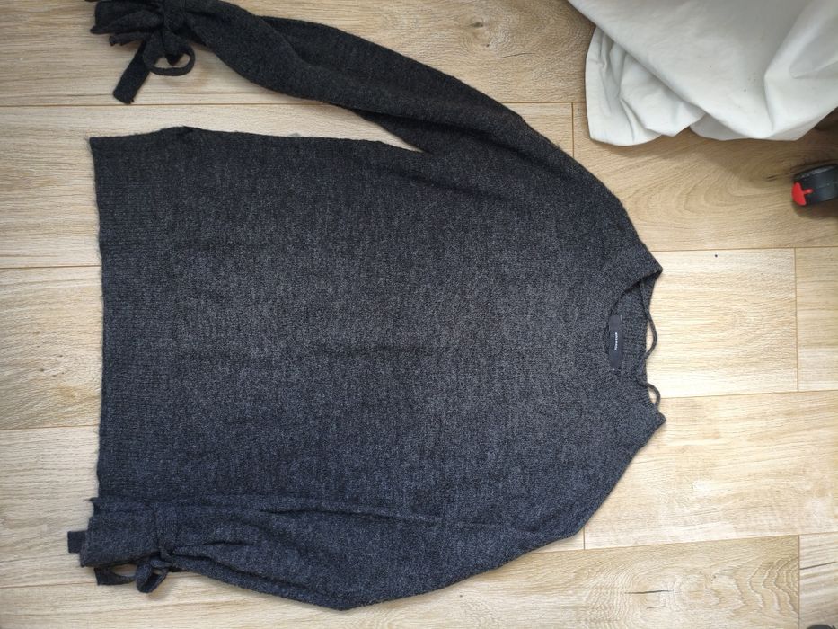 Lot pulovere și malete, marimea S și XS,