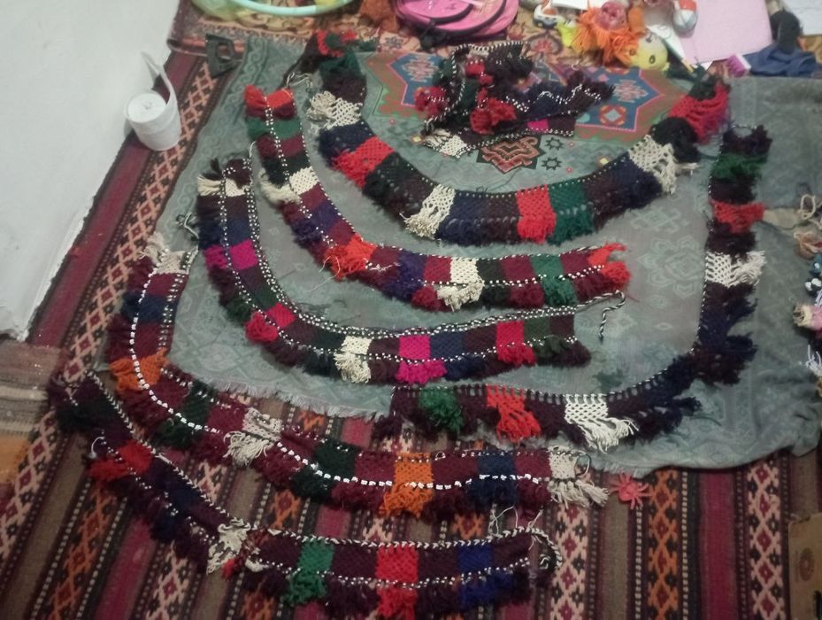 Antikvar kashtali jelaklar va taqinchoq va antikvar narsalar