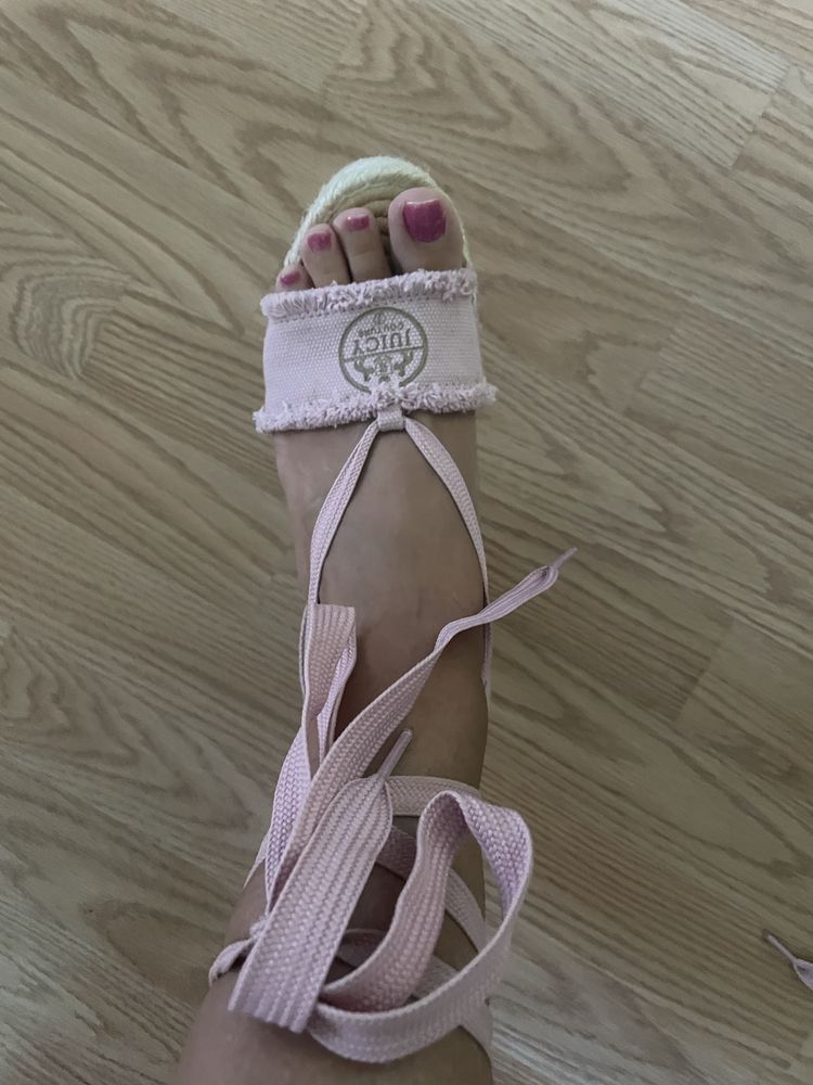 Сандали на платформа juicy couture