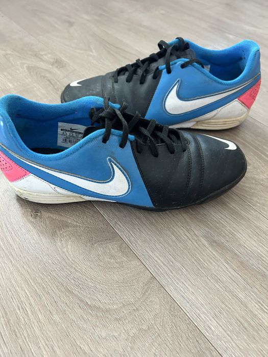 Обувки за футбол