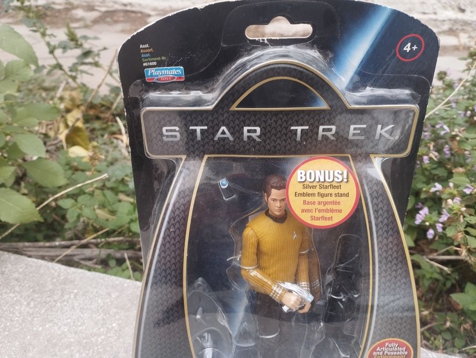 Фигурка на капитан Kirk от Star trek