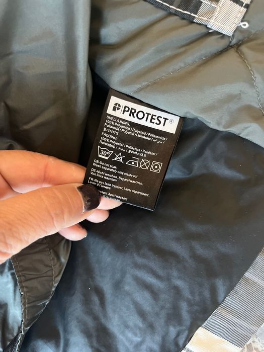 Protest дамско зимно яке , Размер С, ски яке