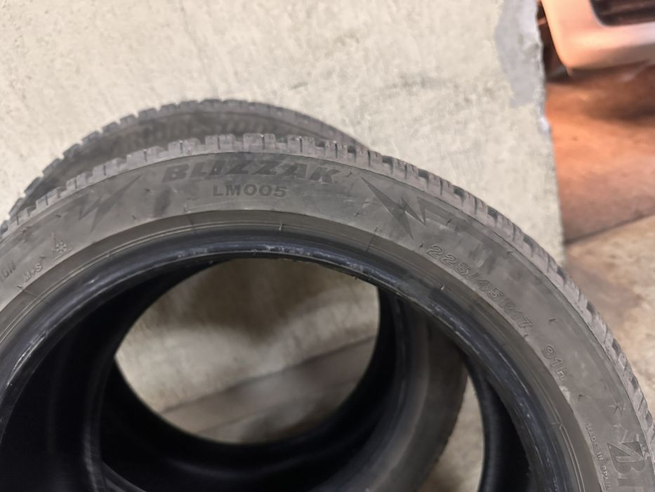 Зимни гуми BRIDGESTONE BLIZZAK 225/45 R17