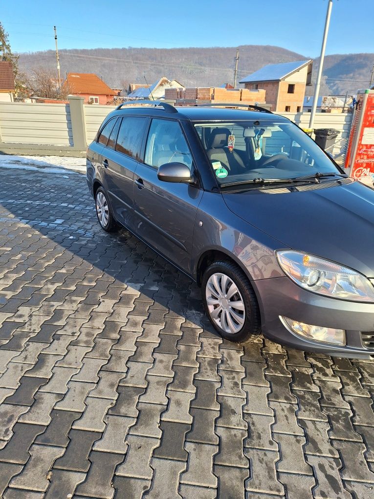 Skoda fabia 2011