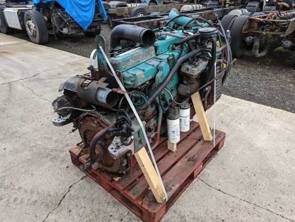 Motor complet pentru camion VOLVO FM7 DC7C310 EC99