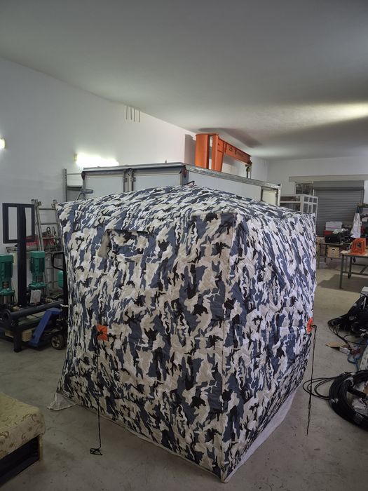 Продам палатку трех стенка бу состоянии размер 1,80-1,80