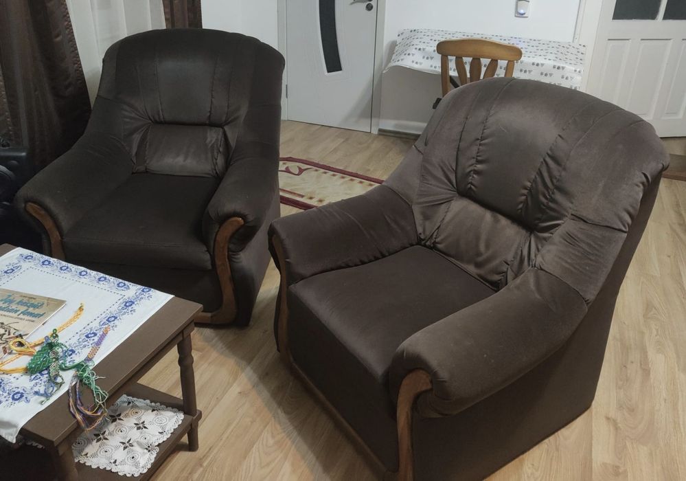 Canapea cu 2 fotolii