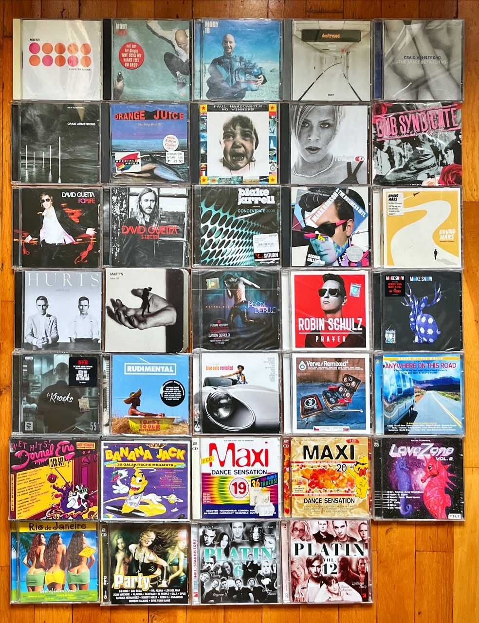 Set CD orig pop&electro: Prince Ital, Enigma, Faithless, Vangelis, OMD