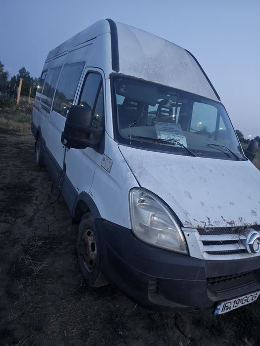 Piese iveco 2.3.2.8 3.0 motor cutie roti faruri uși punte roti