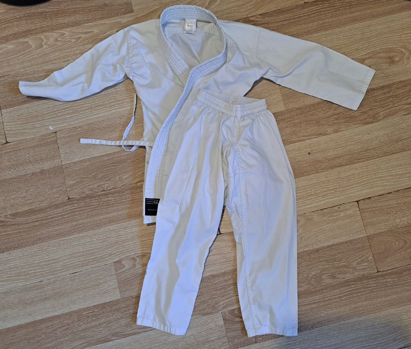 Кимоно за боен спорт